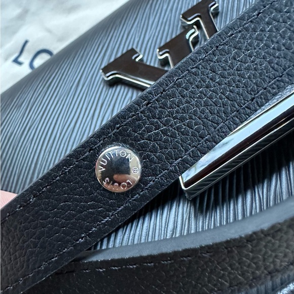 Louis Vuitton Bags Louis Vuitton Bucci Bag Noir 222 Poshmark